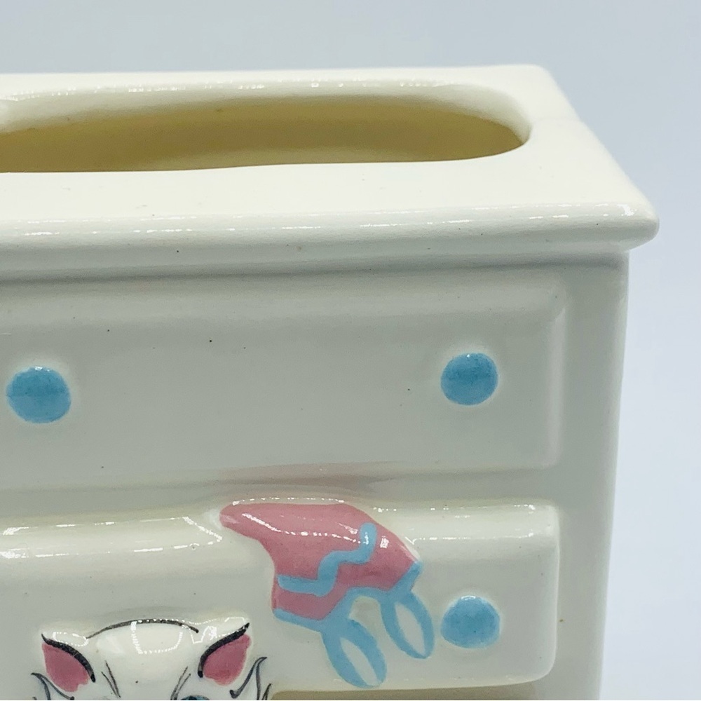 Vintage Style Cat in Dresser Ceramic Planter Cute Kitten Pencil / Brush Holder - Picture 3 of 11